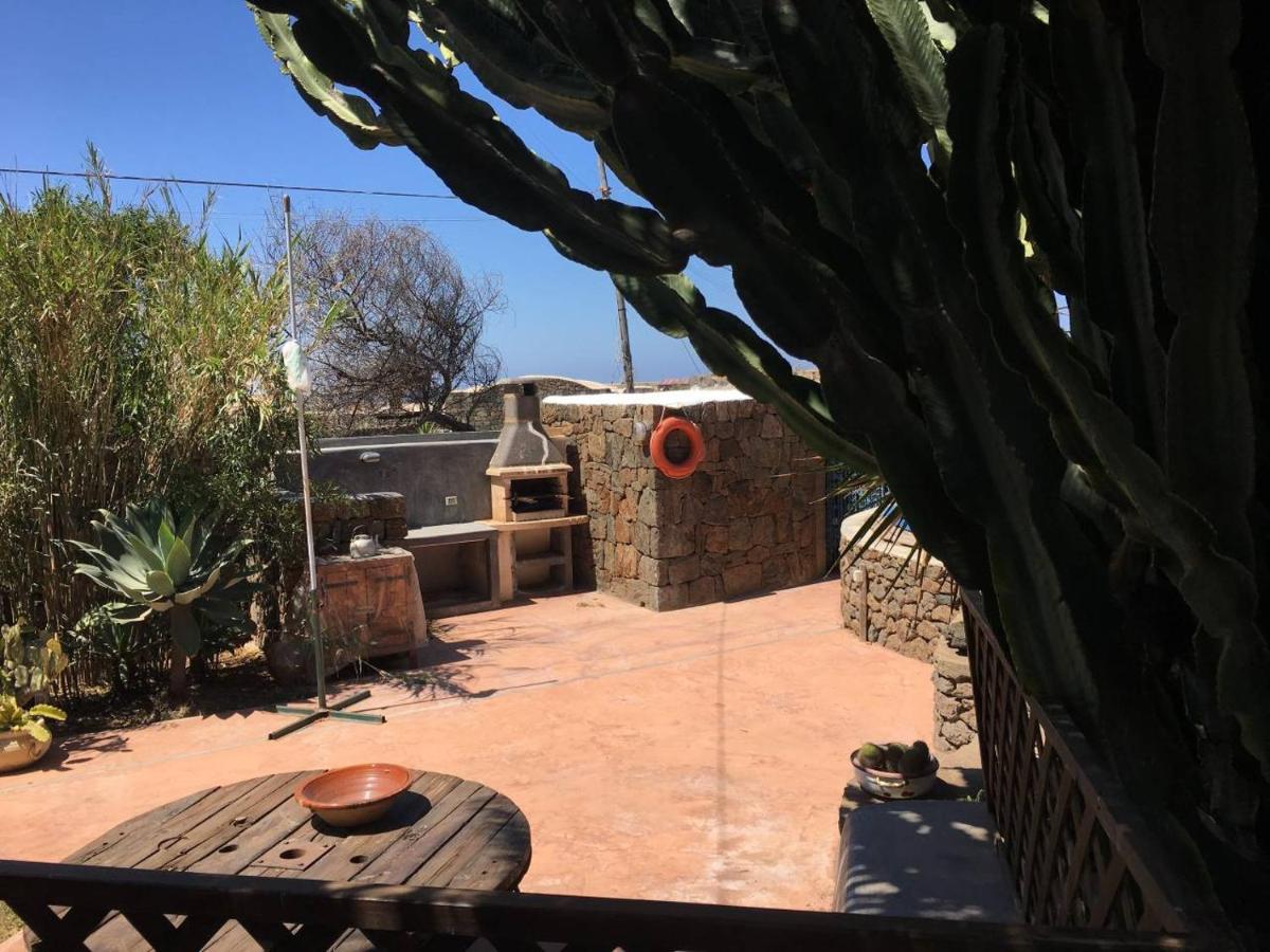 Cactus B&B Le Casette Di Marilena Пантеллерия Экстерьер фото